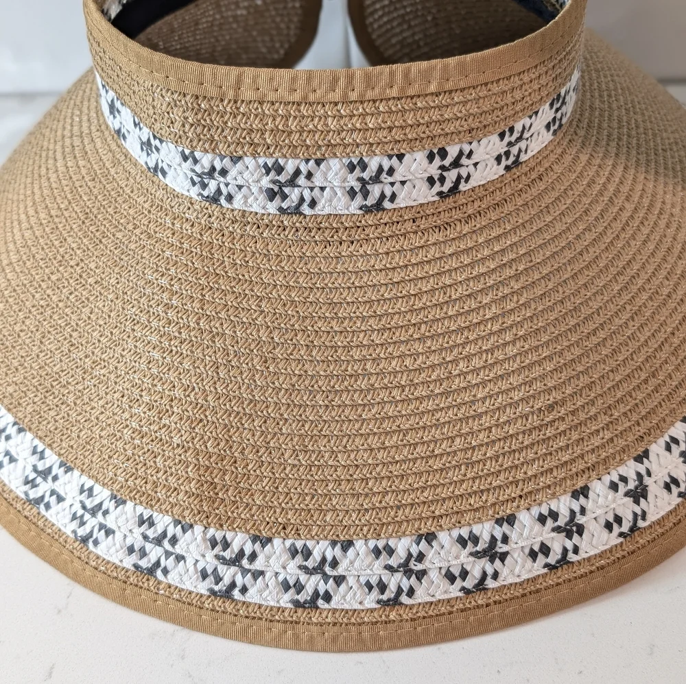 Nordstrom Rack Foldable Tan Wide Brim Visor Black and White Pattern One Size - Picture 2 of 8